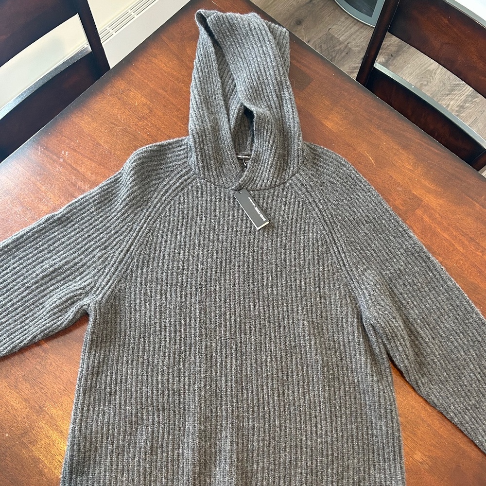 100% cashmere sweater